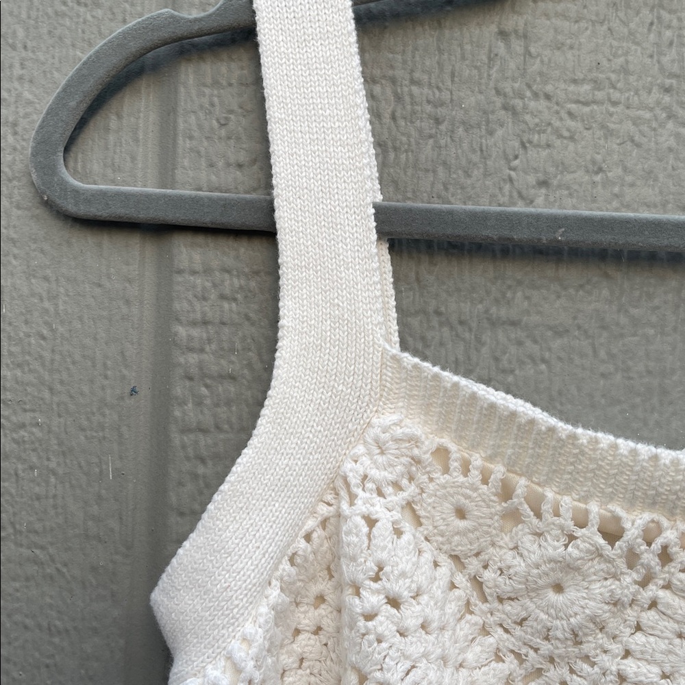 House of Harlow 1960 White Crochet Crop Top Size: M - Picture 6 of 9